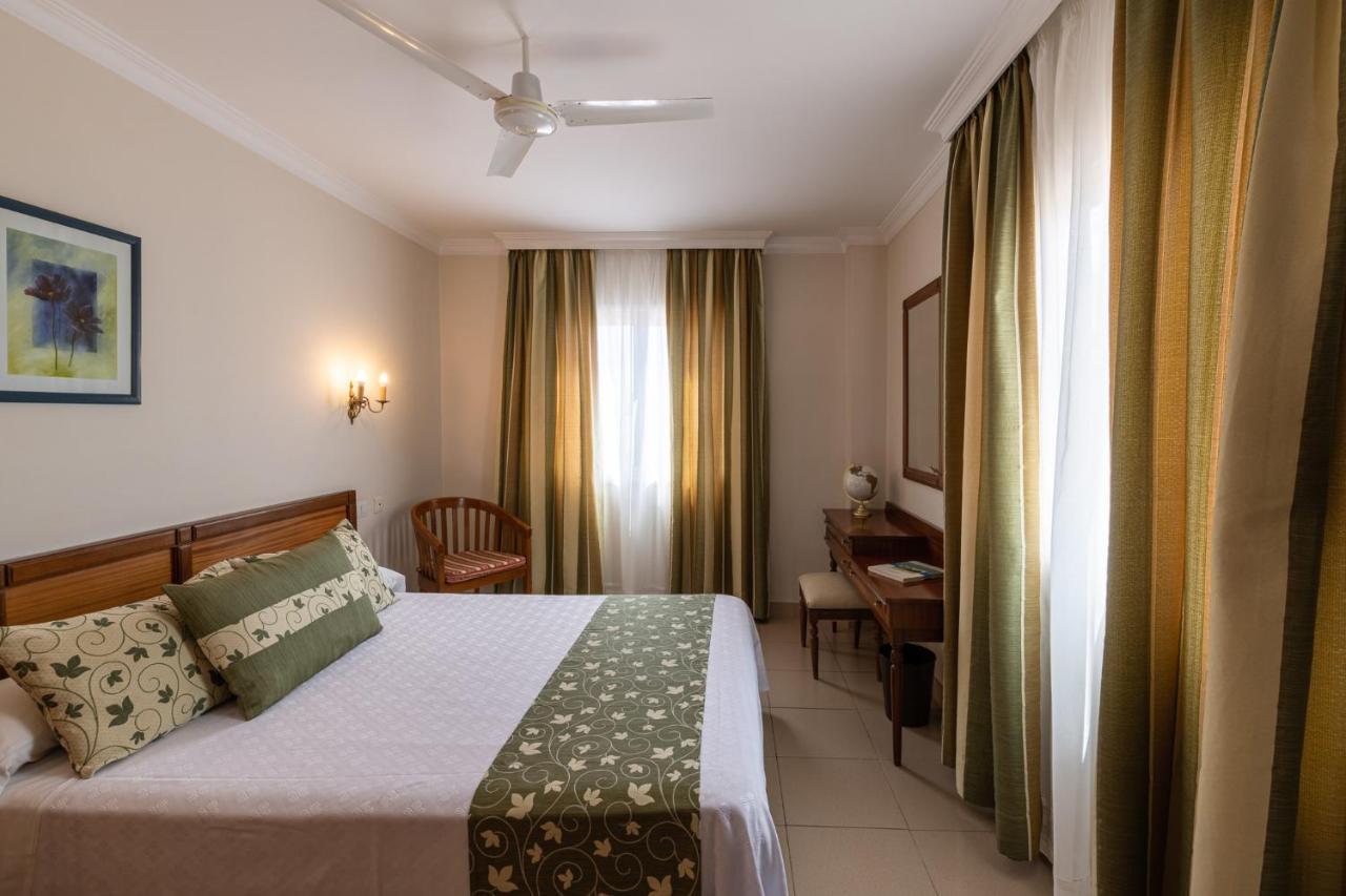 Hotel Marte Пуерто де ла Крус Екстериор снимка